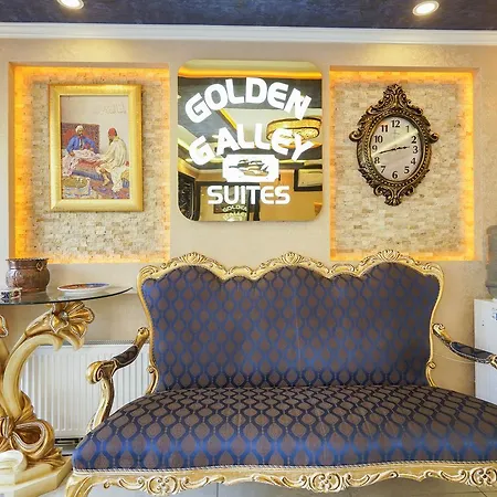 Lägenhetshotell Golden Galley 3*