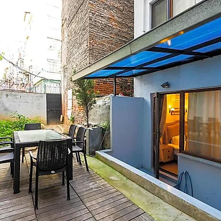 Golden Galley Aparthotel