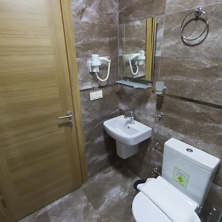 Golden Galley Aparthotel 3*