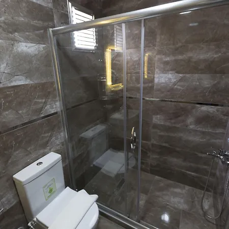 Apartmanhotel Golden Galley 3*