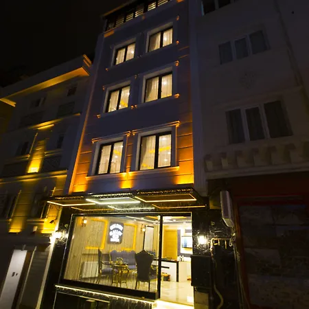 Apartmanhotel Golden Galley 3*