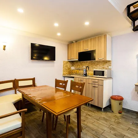 Golden Galley Apartmanhotel