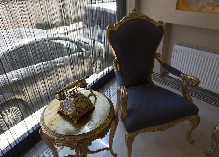 Golden Galley Aparthotel