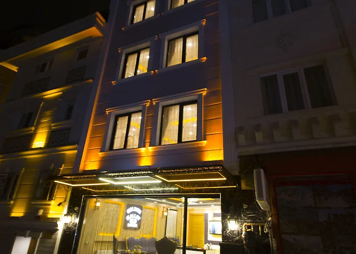 Aparthotel Golden Galley 3*