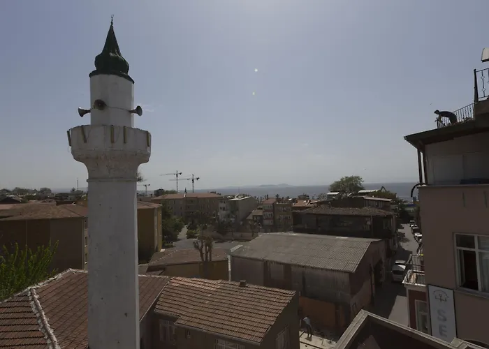 Aparthotel Golden Galley 3*