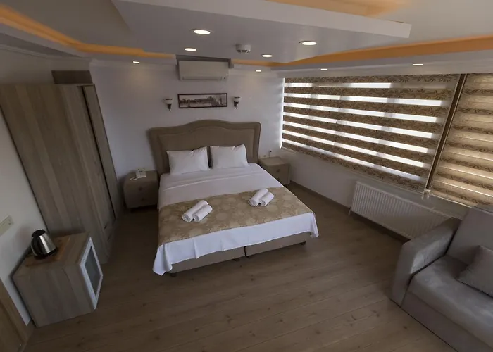 Golden Galley Aparthotel 3*