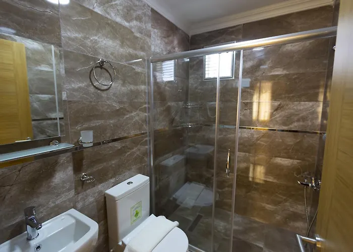 Golden Galley Aparthotel 3*