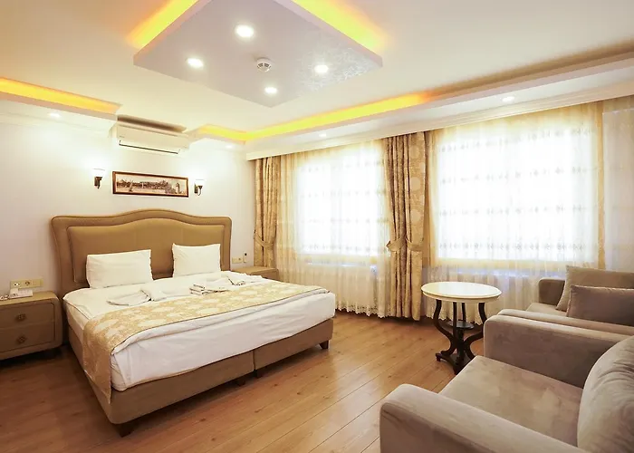 Golden Galley Aparthotel 3*